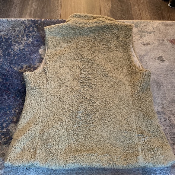 Women's Patagonia Los Gatos Fleece Vest - Picture 4 of 4